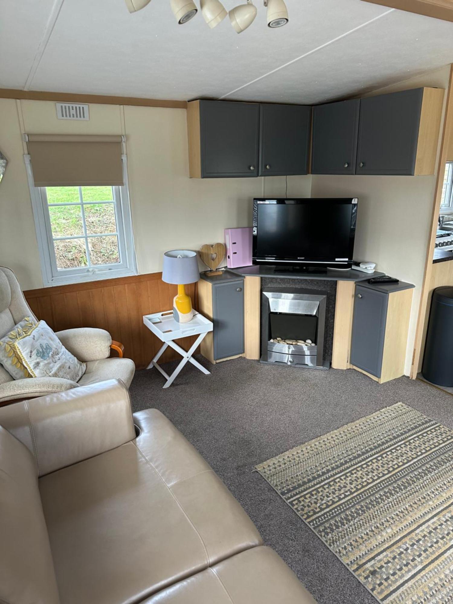 Static Mobile Home Set In Our 20 Acres Of Farmland Horspath Exterior photo